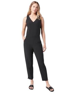 Athleta - Brooklyn Jumpsuit Black Sleeveless Ankle Pants Sz 6